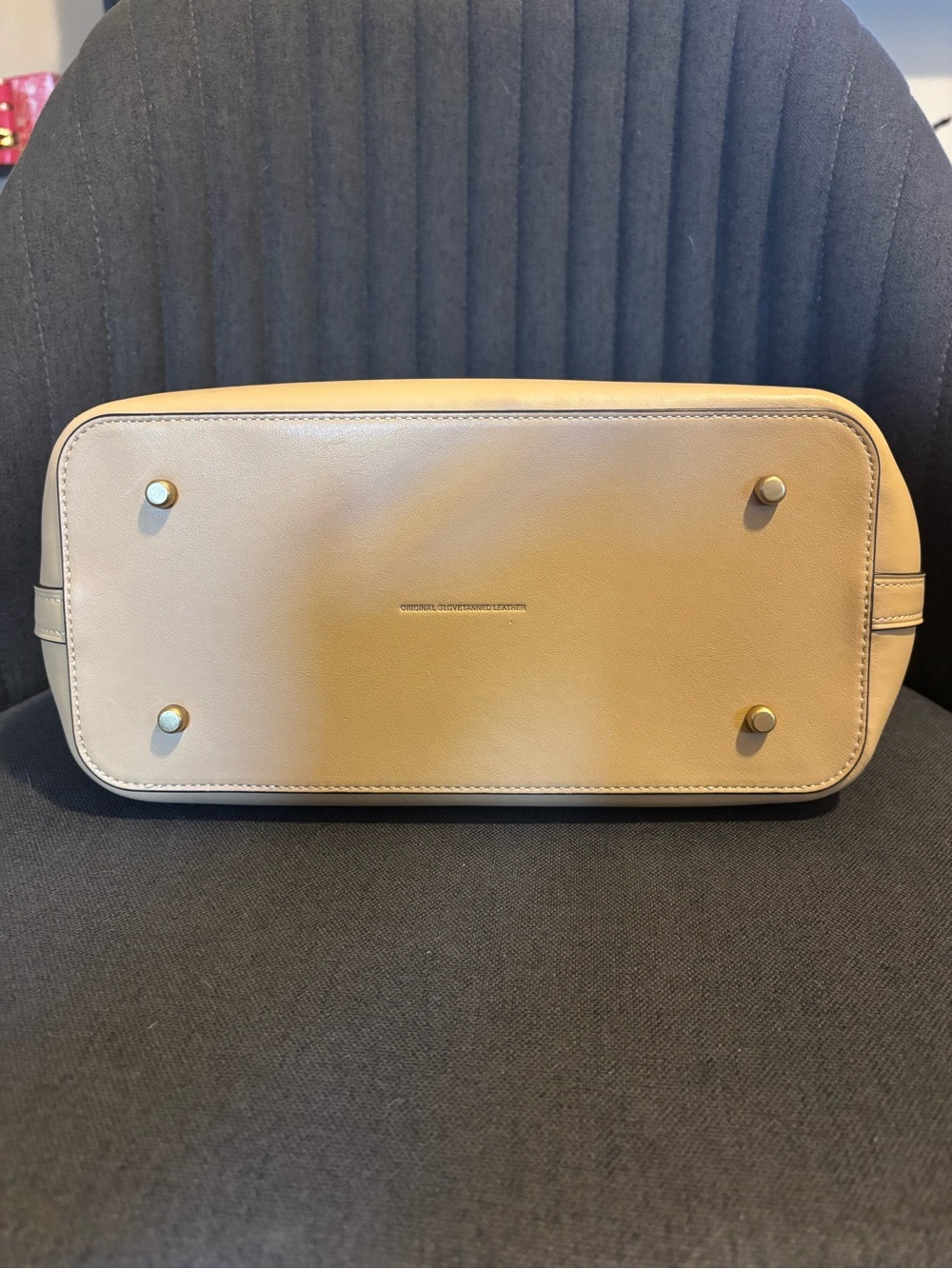 Coach Empire Carryall Bag 26 in Tan 🤎 - Picture 8 of 15